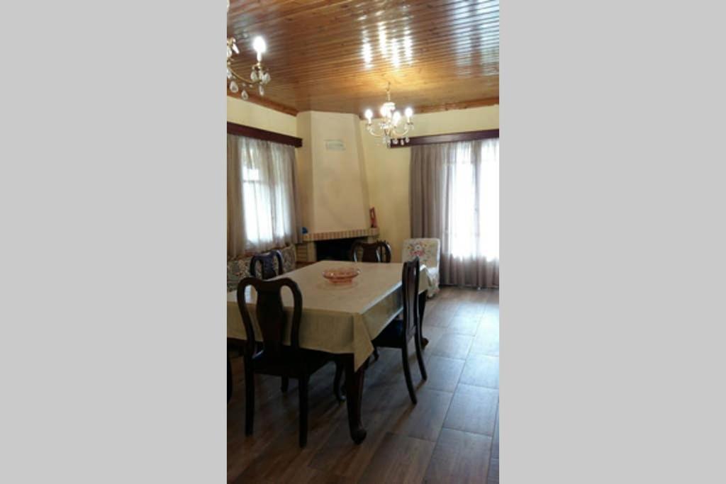 Drymon Traditional House With View מראה חיצוני תמונה
