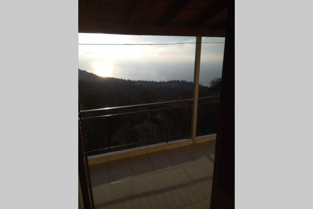 Drymon Traditional House With View מראה חיצוני תמונה