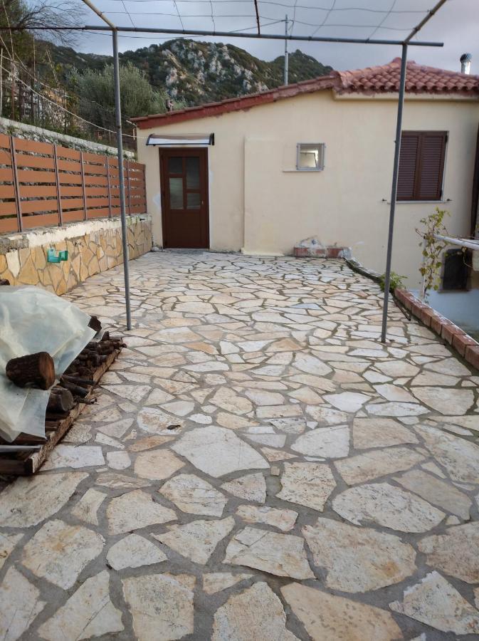 Drymon Traditional House With View מראה חיצוני תמונה